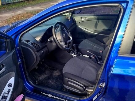 Синий Хендай Акцент, объемом двигателя 1.4 л и пробегом 190 тыс. км за 6500 $, фото 1 на Automoto.ua