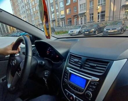 Синій Хендай Акцент, об'ємом двигуна 1.4 л та пробігом 173 тис. км за 7800 $, фото 1 на Automoto.ua