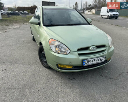 Зелений Хендай Акцент, об'ємом двигуна 1.6 л та пробігом 200 тис. км за 4299 $, фото 1 на Automoto.ua