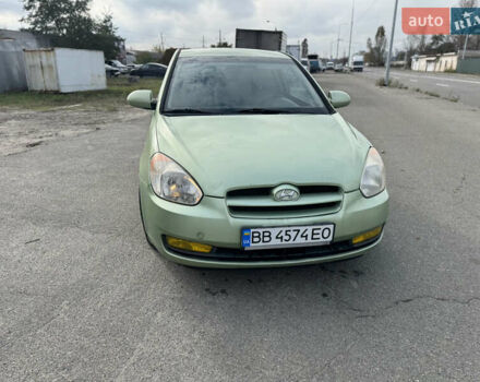 Зелений Хендай Акцент, об'ємом двигуна 1.6 л та пробігом 200 тис. км за 4299 $, фото 2 на Automoto.ua