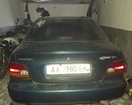 Зеленый Хендай Акцент, объемом двигателя 1.5 л и пробегом 280 тыс. км за 600 $, фото 9 на Automoto.ua