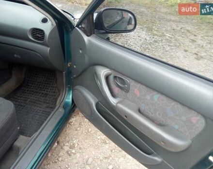 Зеленый Хендай Акцент, объемом двигателя 1.5 л и пробегом 235 тыс. км за 1350 $, фото 10 на Automoto.ua