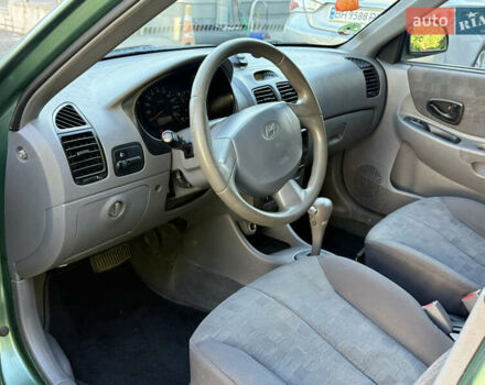 Зелений Хендай Акцент, об'ємом двигуна 1.5 л та пробігом 186 тис. км за 2999 $, фото 17 на Automoto.ua