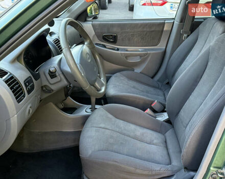 Зелений Хендай Акцент, об'ємом двигуна 1.5 л та пробігом 186 тис. км за 2999 $, фото 19 на Automoto.ua