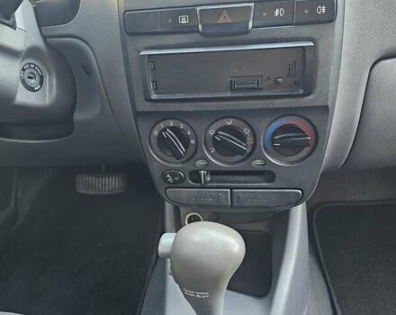 Зелений Хендай Акцент, об'ємом двигуна 1.5 л та пробігом 186 тис. км за 2999 $, фото 9 на Automoto.ua