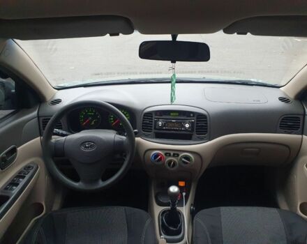 Зеленый Хендай Акцент, объемом двигателя 1.4 л и пробегом 288 тыс. км за 4500 $, фото 4 на Automoto.ua