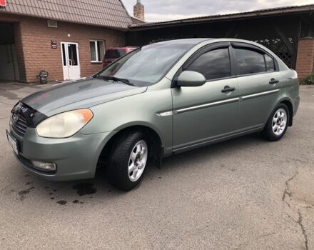 Зеленый Хендай Акцент, объемом двигателя 1.4 л и пробегом 250 тыс. км за 4200 $, фото 4 на Automoto.ua