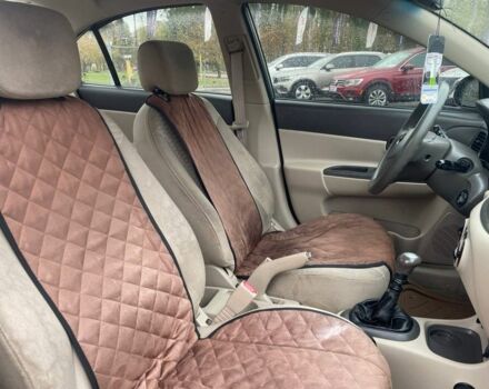 Хендай Акцент 2007 у Кривому Розі на Automoto.ua Зелений Хендай Акцент, об'ємом двигуна 1.4 л та пробігом 231 тис. км за 4400 $, фото 7 на Automoto.ua