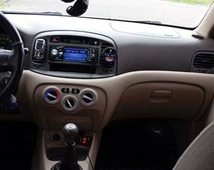 Зеленый Хендай Акцент, объемом двигателя 1.4 л и пробегом 215 тыс. км за 4199 $, фото 12 на Automoto.ua