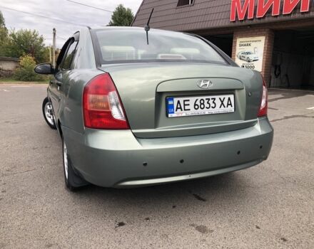 Зеленый Хендай Акцент, объемом двигателя 1.4 л и пробегом 250 тыс. км за 4200 $, фото 6 на Automoto.ua