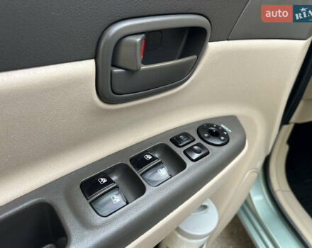 Зеленый Хендай Акцент, объемом двигателя 1.4 л и пробегом 201 тыс. км за 5300 $, фото 24 на Automoto.ua