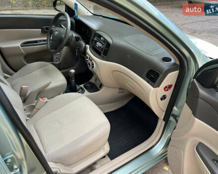 Зеленый Хендай Акцент, объемом двигателя 1.4 л и пробегом 201 тыс. км за 5300 $, фото 31 на Automoto.ua