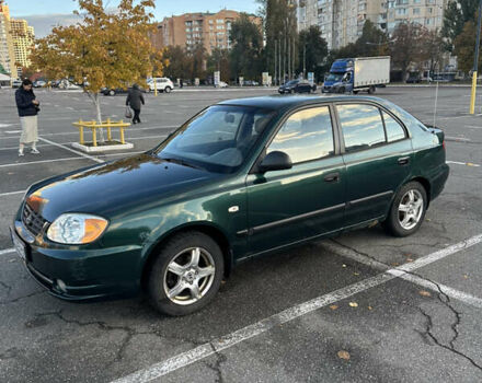 Зеленый Хендай Акцент, объемом двигателя 1.34 л и пробегом 314 тыс. км за 2650 $, фото 4 на Automoto.ua