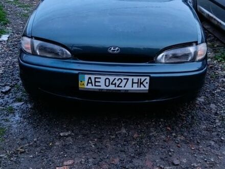 Зеленый Хендай Акцент, объемом двигателя 0 л и пробегом 250 тыс. км за 750 $, фото 1 на Automoto.ua