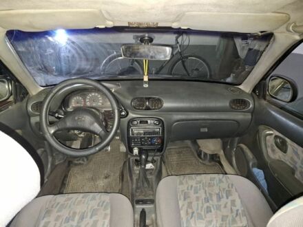 Зелений Хендай Акцент, об'ємом двигуна 1.5 л та пробігом 280 тис. км за 600 $, фото 1 на Automoto.ua