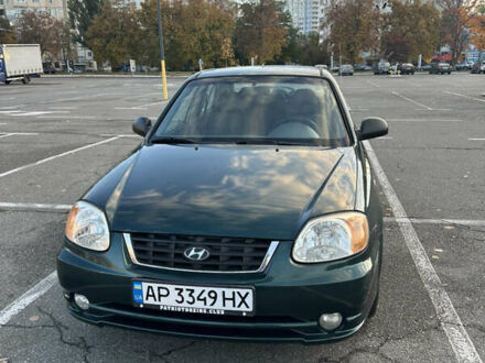 Зеленый Хендай Акцент, объемом двигателя 1.34 л и пробегом 314 тыс. км за 2650 $, фото 1 на Automoto.ua