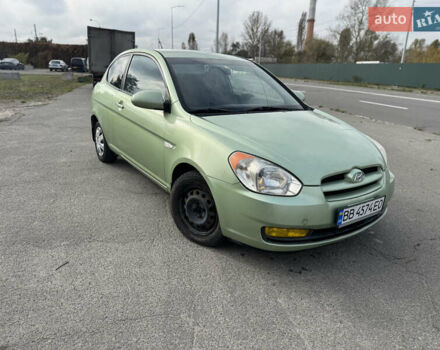 Зелений Хендай Акцент, об'ємом двигуна 1.6 л та пробігом 200 тис. км за 4299 $, фото 1 на Automoto.ua