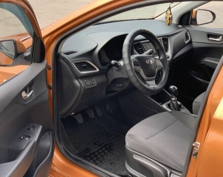 Оранжевый Хендай Акцент, объемом двигателя 0.14 л и пробегом 130 тыс. км за 8500 $, фото 14 на Automoto.ua