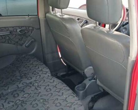 Хендай Атос 2000 у Мостисках на Automoto.ua Червоний Хендай Атос, об'ємом двигуна 1 л та пробігом 202 тис. км за 1800 $, фото 2 на Automoto.ua