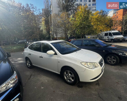 Белый Хендай Аванте, объемом двигателя 1.59 л и пробегом 98 тыс. км за 7350 $, фото 1 на Automoto.ua