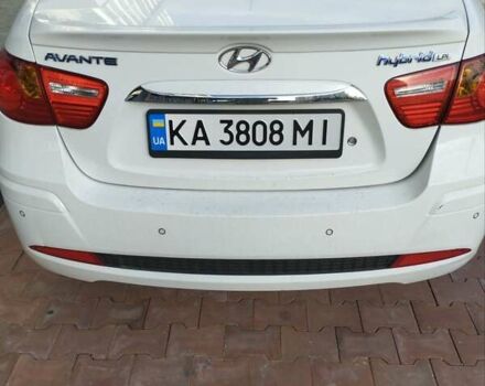 Білий Хендай Аванте, об'ємом двигуна 1.6 л та пробігом 228 тис. км за 8000 $, фото 2 на Automoto.ua