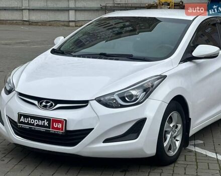 Хендай Аванте 2014 в Одессе на Automoto.ua Белый Хендай Аванте, объемом двигателя 1.6 л и пробегом 201 тыс. км за 8840 $, фото 4 на Automoto.ua