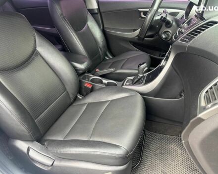 Хендай Аванте 2014 в Одессе на Automoto.ua Белый Хендай Аванте, объемом двигателя 1.6 л и пробегом 201 тыс. км за 8840 $, фото 13 на Automoto.ua