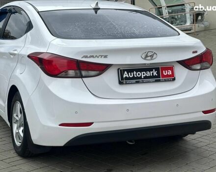 Хендай Аванте 2014 в Одессе на Automoto.ua Белый Хендай Аванте, объемом двигателя 1.6 л и пробегом 201 тыс. км за 8840 $, фото 8 на Automoto.ua