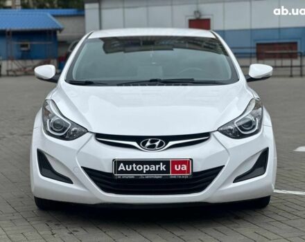 Хендай Аванте 2014 в Одессе на Automoto.ua Белый Хендай Аванте, объемом двигателя 1.6 л и пробегом 201 тыс. км за 8840 $, фото 1 на Automoto.ua