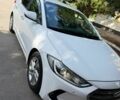 Белый Хендай Аванте, объемом двигателя 1.6 л и пробегом 154 тыс. км за 11000 $, фото 1 на Automoto.ua