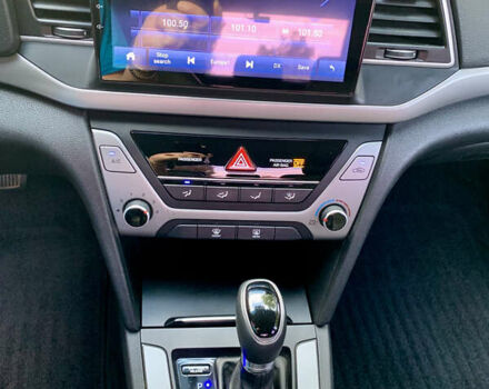 Белый Хендай Аванте, объемом двигателя 1.6 л и пробегом 192 тыс. км за 11600 $, фото 43 на Automoto.ua