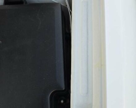 Белый Хендай Аванте, объемом двигателя 1.6 л и пробегом 200 тыс. км за 10500 $, фото 25 на Automoto.ua