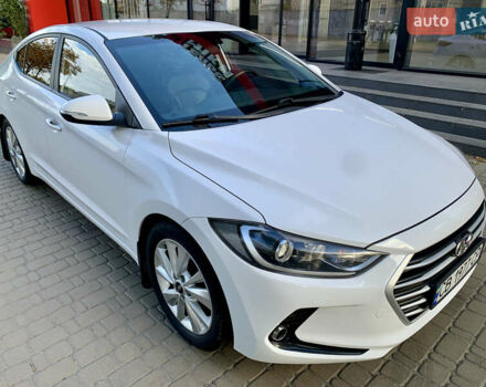 Белый Хендай Аванте, объемом двигателя 1.6 л и пробегом 192 тыс. км за 11600 $, фото 16 на Automoto.ua