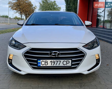 Белый Хендай Аванте, объемом двигателя 1.6 л и пробегом 192 тыс. км за 11600 $, фото 25 на Automoto.ua