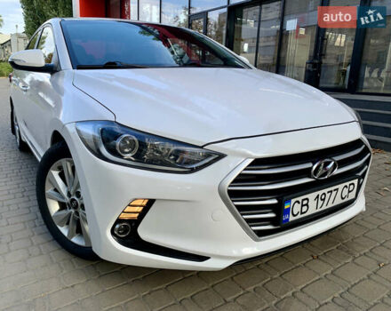Белый Хендай Аванте, объемом двигателя 1.6 л и пробегом 192 тыс. км за 11600 $, фото 17 на Automoto.ua
