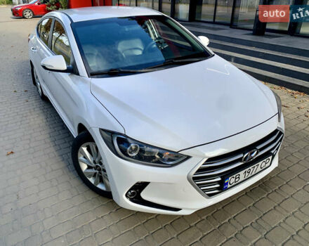 Белый Хендай Аванте, объемом двигателя 1.6 л и пробегом 192 тыс. км за 11600 $, фото 7 на Automoto.ua