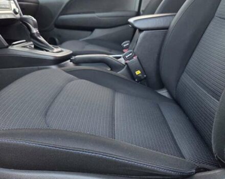 Белый Хендай Аванте, объемом двигателя 1.6 л и пробегом 200 тыс. км за 10500 $, фото 14 на Automoto.ua