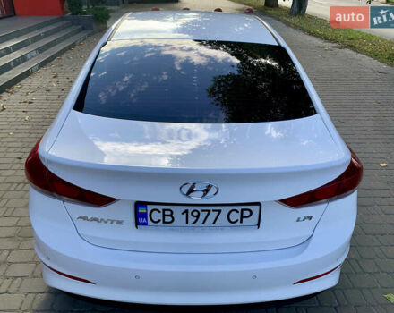 Белый Хендай Аванте, объемом двигателя 1.6 л и пробегом 192 тыс. км за 11600 $, фото 14 на Automoto.ua