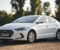 Белый Хендай Аванте, объемом двигателя 1.6 л и пробегом 150 тыс. км за 13000 $, фото 1 на Automoto.ua