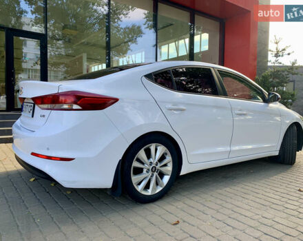 Белый Хендай Аванте, объемом двигателя 1.6 л и пробегом 192 тыс. км за 11600 $, фото 11 на Automoto.ua