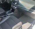 Белый Хендай Аванте, объемом двигателя 1.58 л и пробегом 188 тыс. км за 12500 $, фото 5 на Automoto.ua