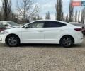 Белый Хендай Аванте, объемом двигателя 1.6 л и пробегом 251 тыс. км за 9700 $, фото 7 на Automoto.ua