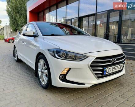 Белый Хендай Аванте, объемом двигателя 1.6 л и пробегом 192 тыс. км за 11600 $, фото 19 на Automoto.ua