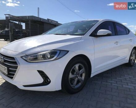 Белый Хендай Аванте, объемом двигателя 1.59 л и пробегом 153 тыс. км за 12900 $, фото 2 на Automoto.ua