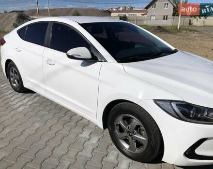 Белый Хендай Аванте, объемом двигателя 1.59 л и пробегом 153 тыс. км за 12900 $, фото 8 на Automoto.ua