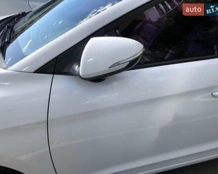 Белый Хендай Аванте, объемом двигателя 1.59 л и пробегом 153 тыс. км за 12900 $, фото 50 на Automoto.ua