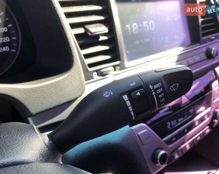 Белый Хендай Аванте, объемом двигателя 1.59 л и пробегом 153 тыс. км за 12900 $, фото 20 на Automoto.ua