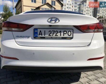 Белый Хендай Аванте, объемом двигателя 1.59 л и пробегом 153 тыс. км за 12900 $, фото 5 на Automoto.ua