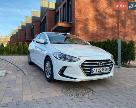 Белый Хендай Аванте, объемом двигателя 1.59 л и пробегом 204 тыс. км за 9700 $, фото 17 на Automoto.ua