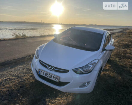 Білий Хендай Аванте, об'ємом двигуна 1.6 л та пробігом 180 тис. км за 10000 $, фото 1 на Automoto.ua